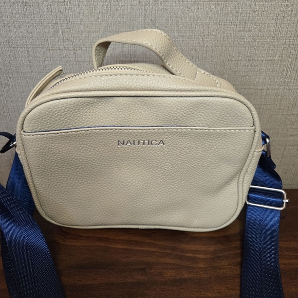 NAUTICA Crossbody Bag Adjustable Strap Nylon Pockets - Picture 2 of 9